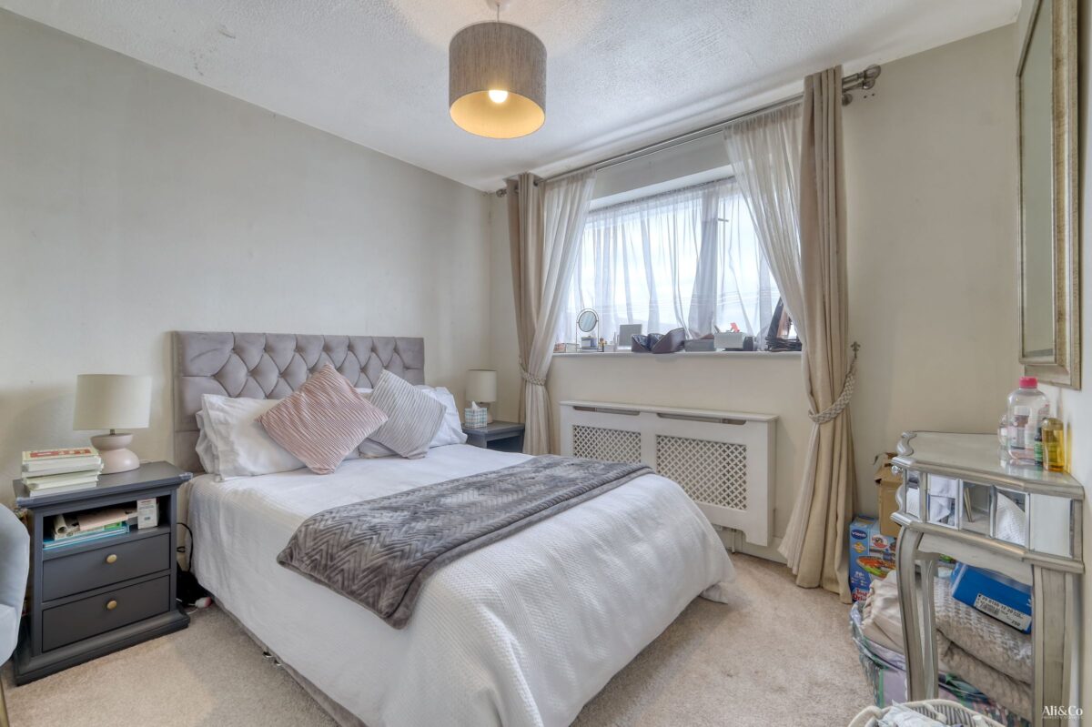 Brindles Close, Linford, Stanford-le-Hope