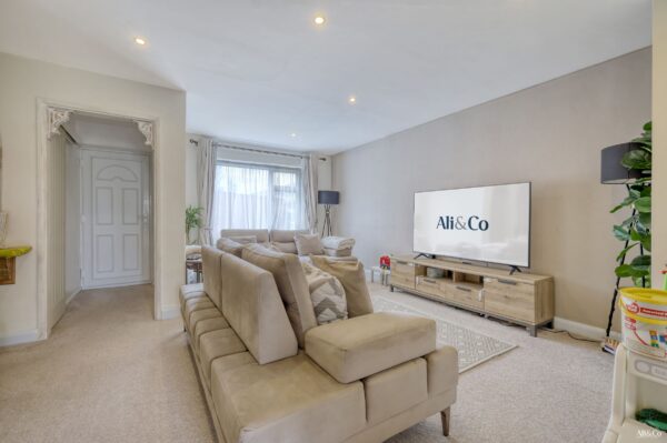 Brindles Close, Linford, Stanford-le-Hope