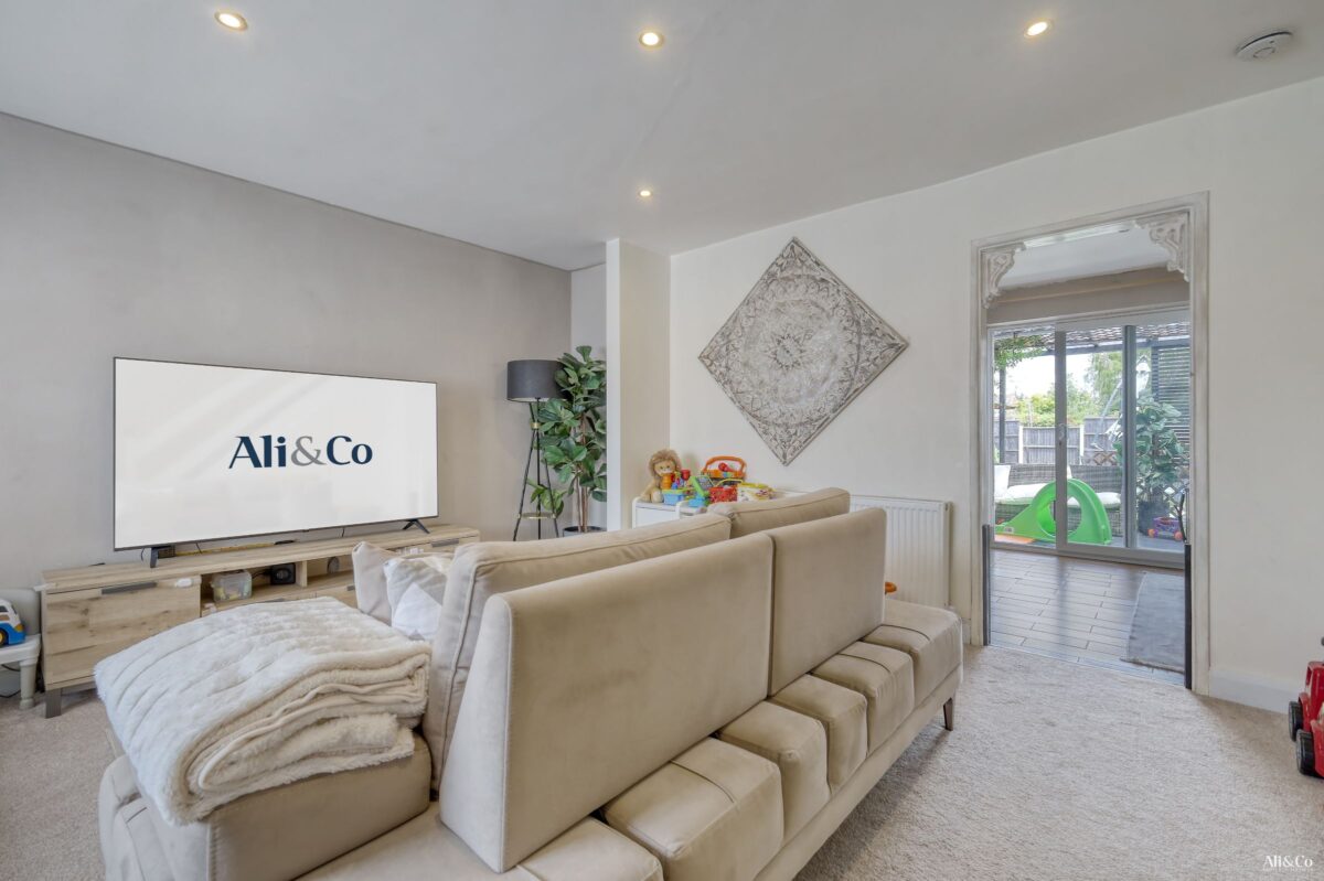 Brindles Close, Linford, Stanford-le-Hope