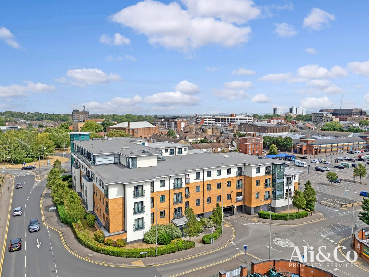 Albany Heights, Grays