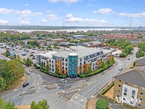 Albany Heights, Grays