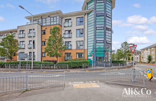 Albany Heights, Grays