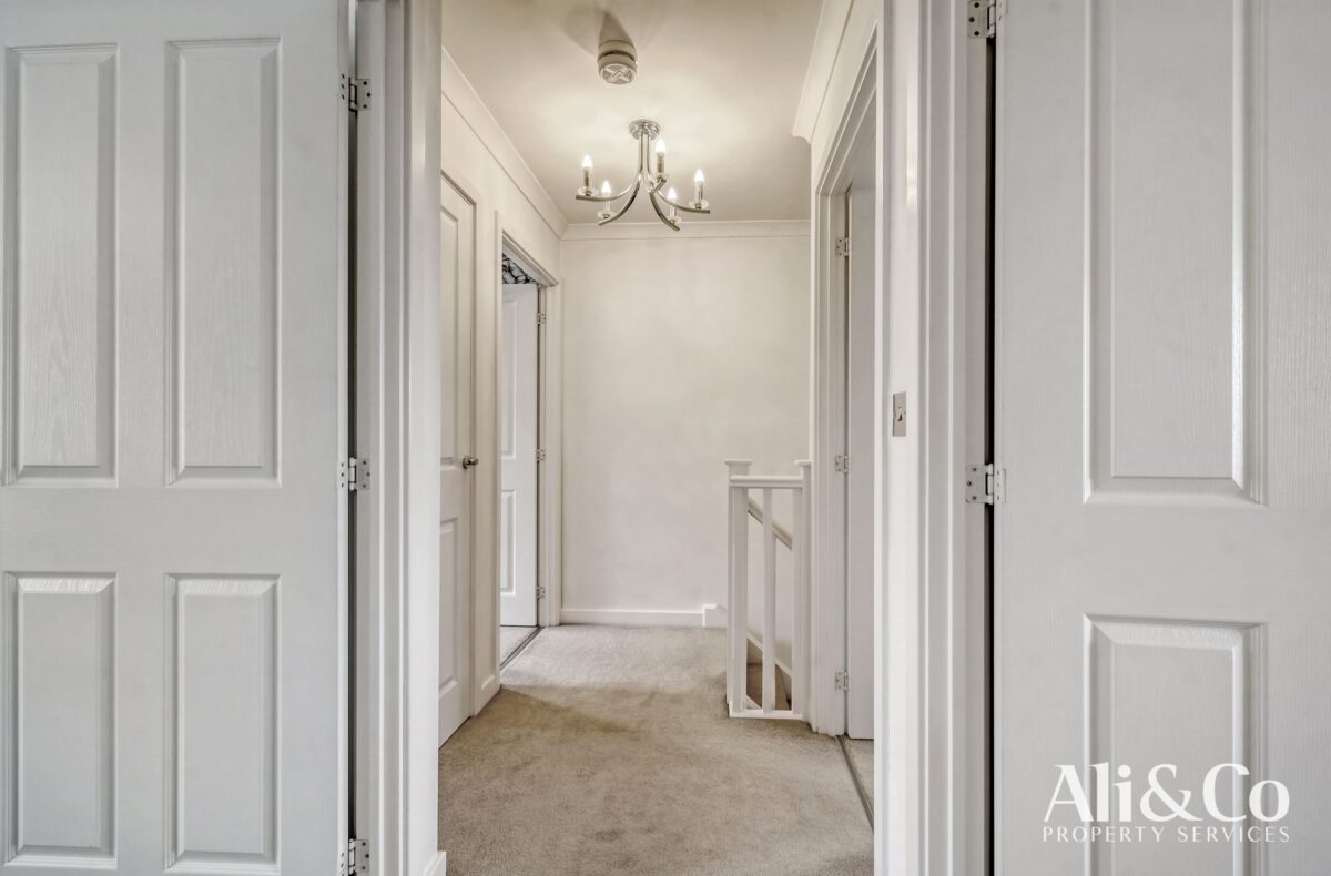 Woodside Close, Grays