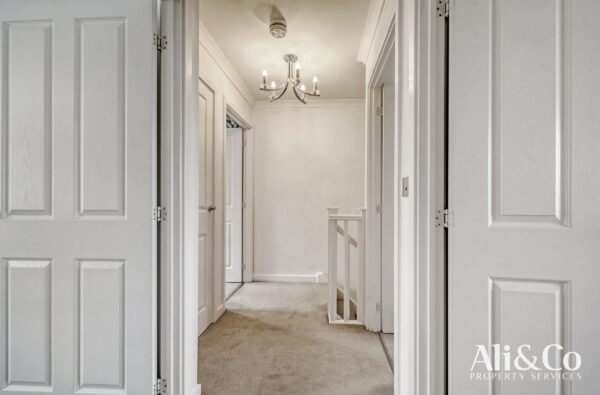 Woodside Close, Grays