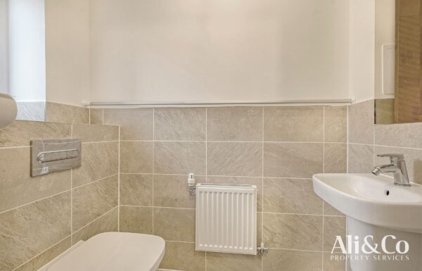 Dovestone Close, Grays