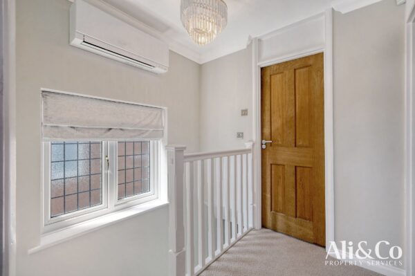 Second Avenue, Stanford-le-Hope