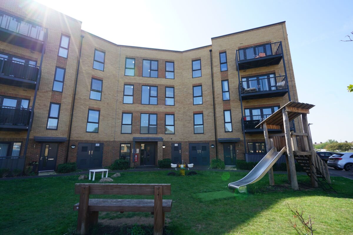 Devonshire Close, Grays