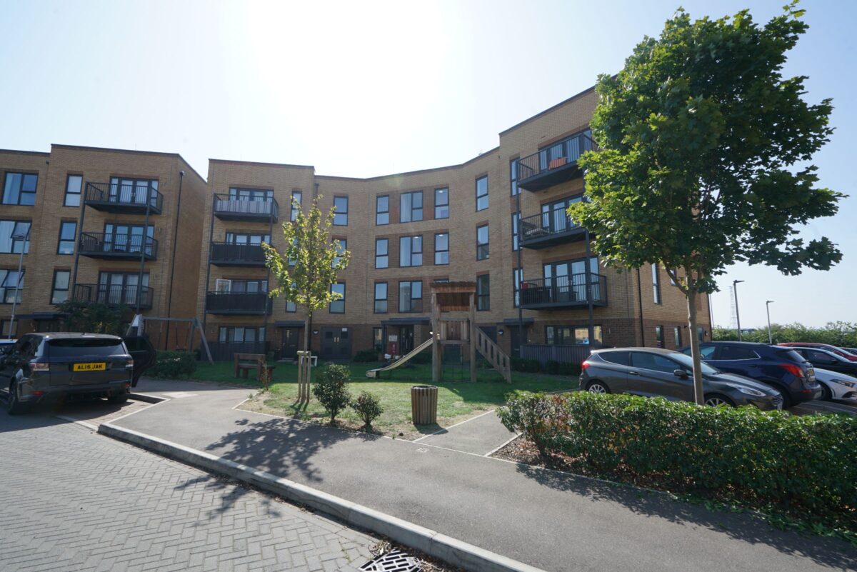 Devonshire Close, Grays