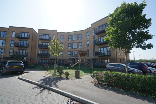 Devonshire Close, Grays