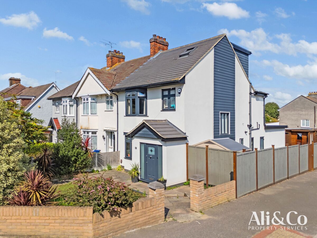 Southend Road, Grays