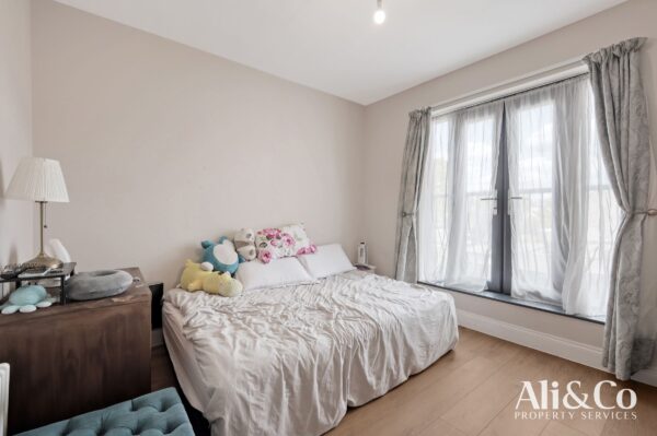 Southend Road, Grays