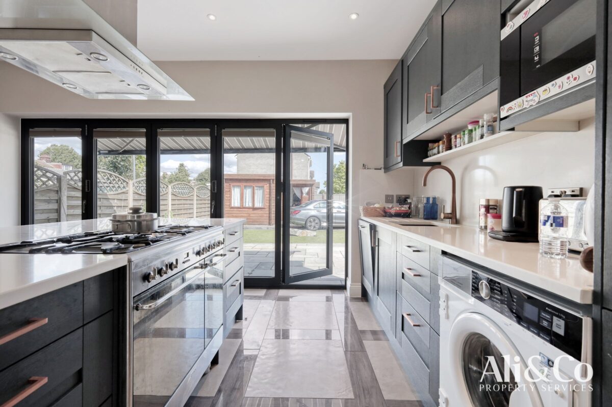 Southend Road, Grays