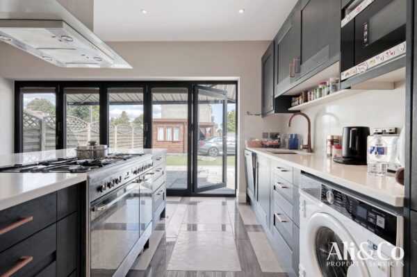 Southend Road, Grays