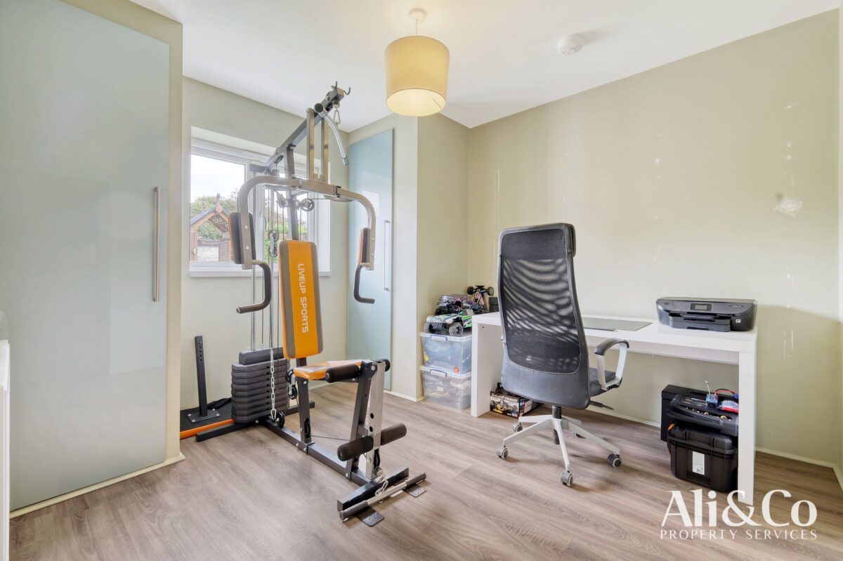 Turners Retreat, Marshfoot Road, Grays