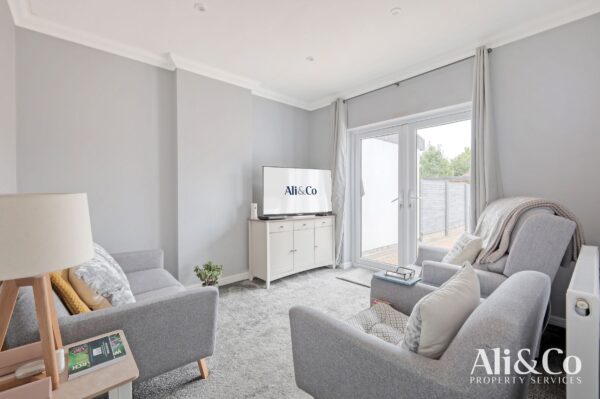 Howard Road, Upminster