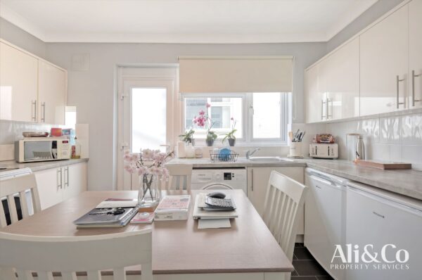 Howard Road, Upminster