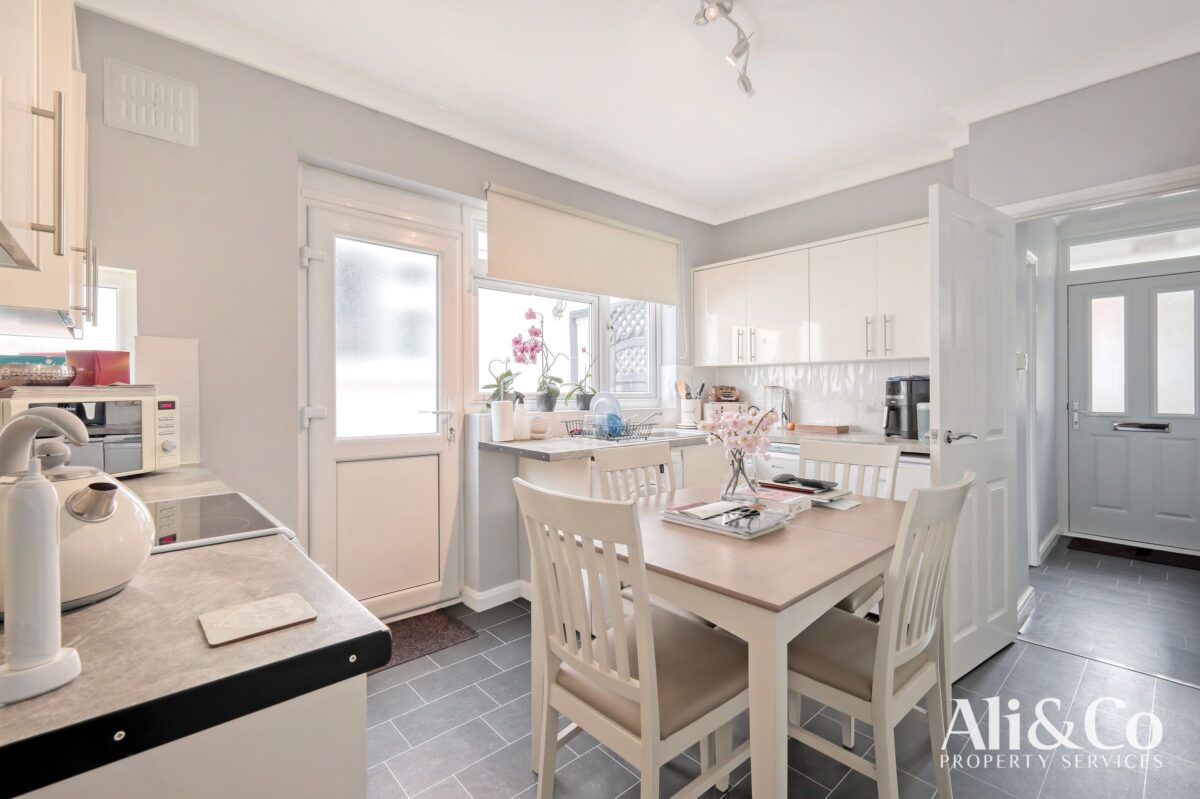 Howard Road, Upminster