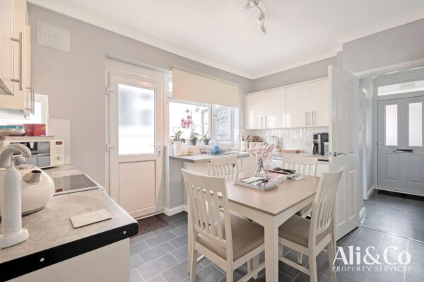 Howard Road, Upminster