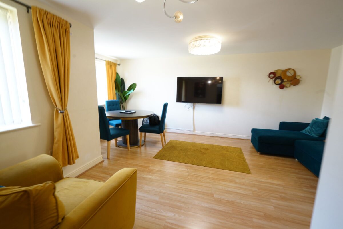 Flat , Kingfisher Heights, Hogg Lane, Grays