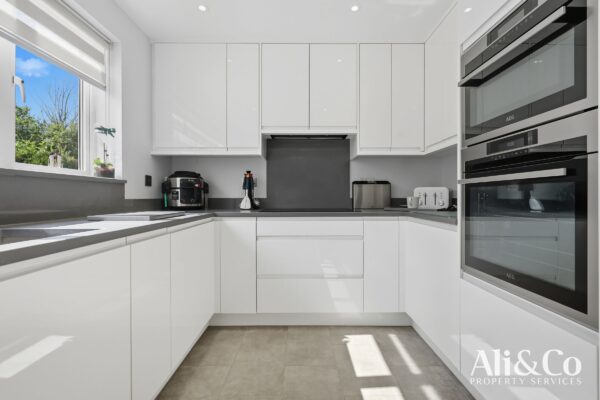 Hatton Close, Chafford Hundred, Grays