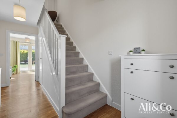 Woodside Close, Grays