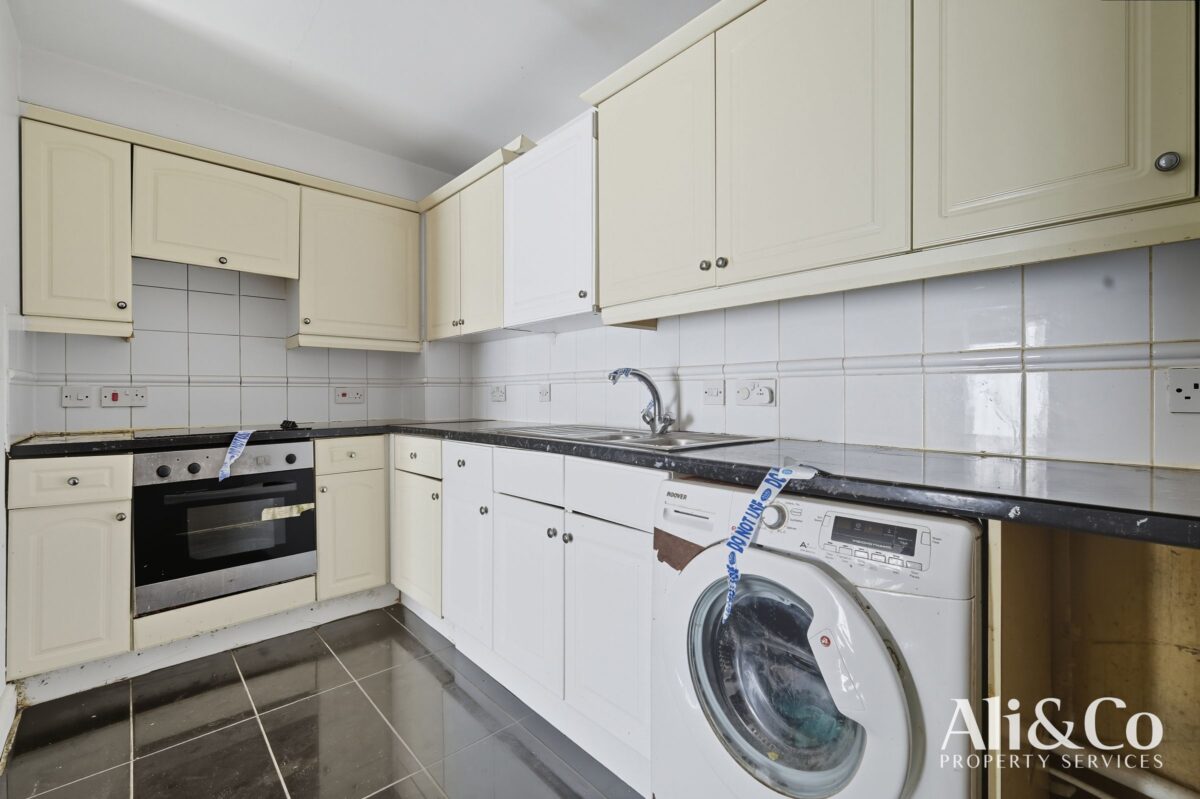 Nightingale Court, Fleming Road, Chafford Hundred, Grays