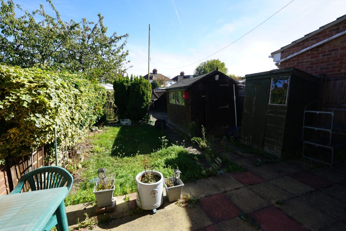 Overcliff Road, Grays