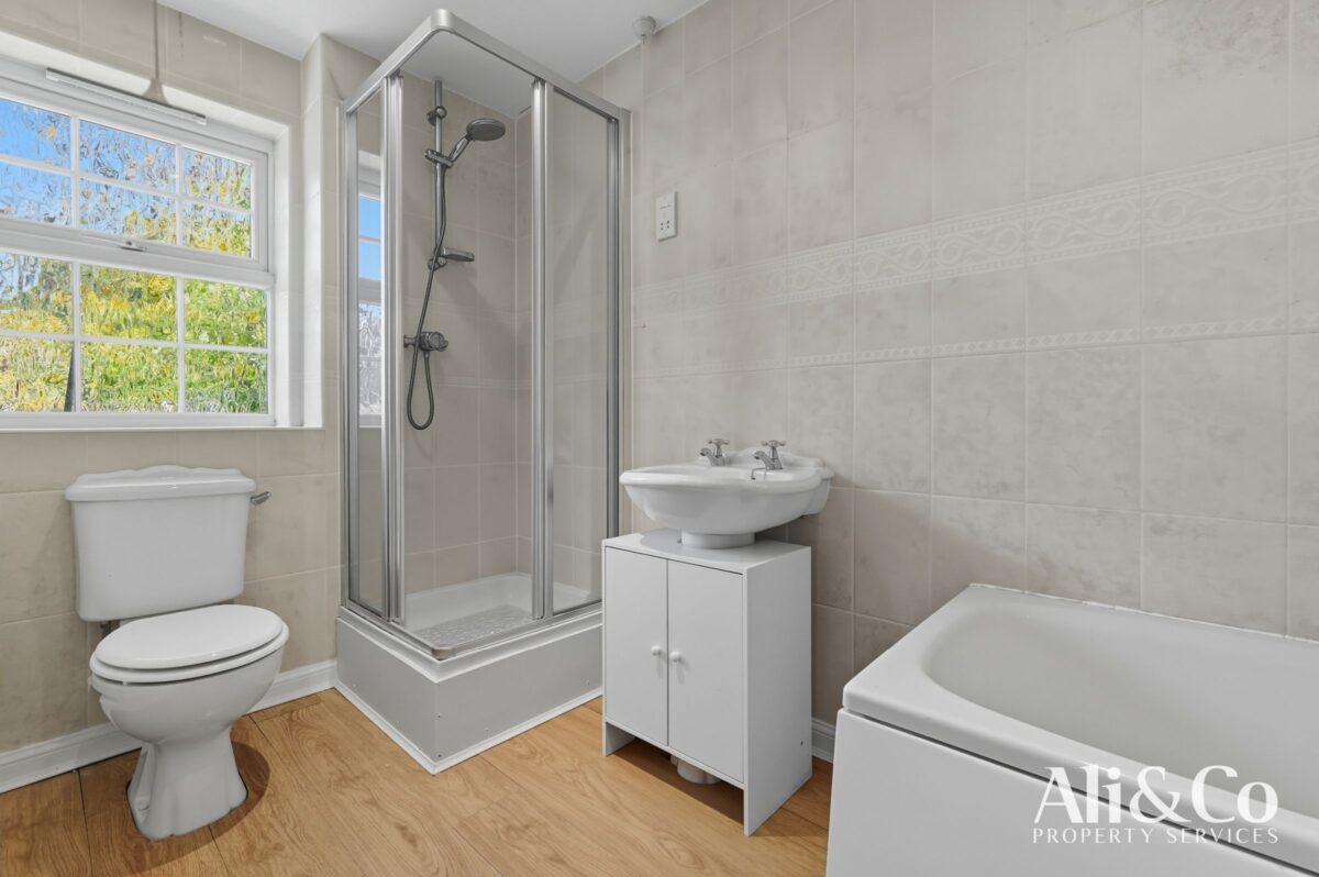 Frobisher Gardens, Chafford Hundred