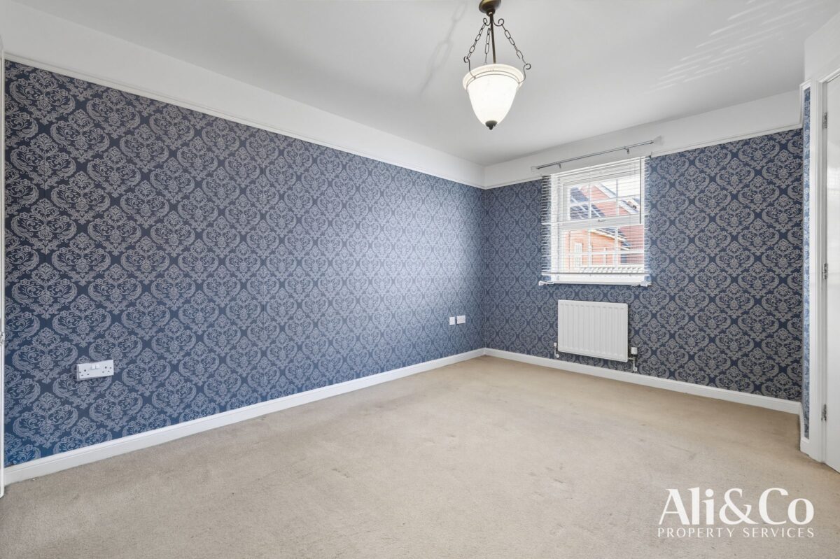 Frobisher Gardens, Chafford Hundred