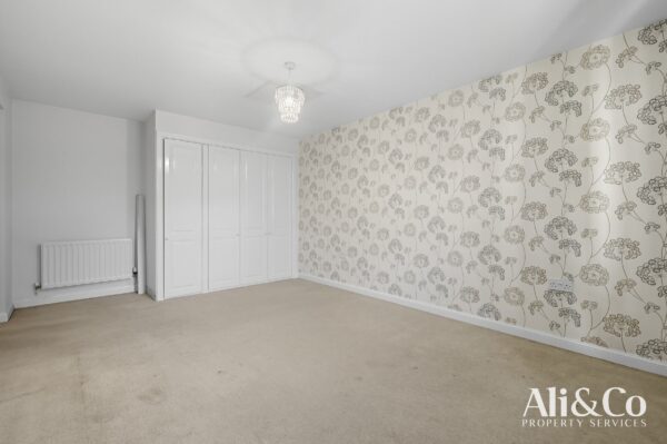 Frobisher Gardens, Chafford Hundred