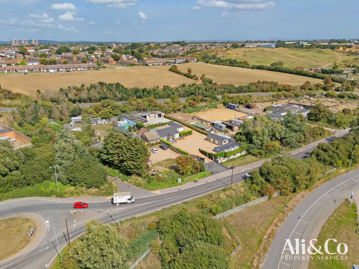 Turners Retreat, Marshfoot Road, Grays