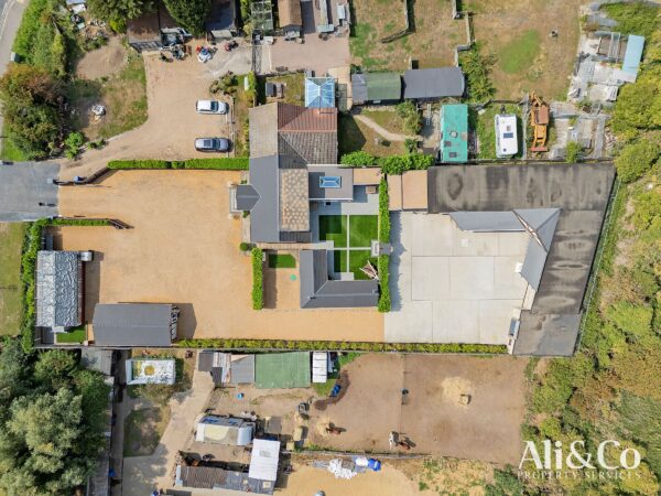 Turners Retreat, Marshfoot Road, Grays