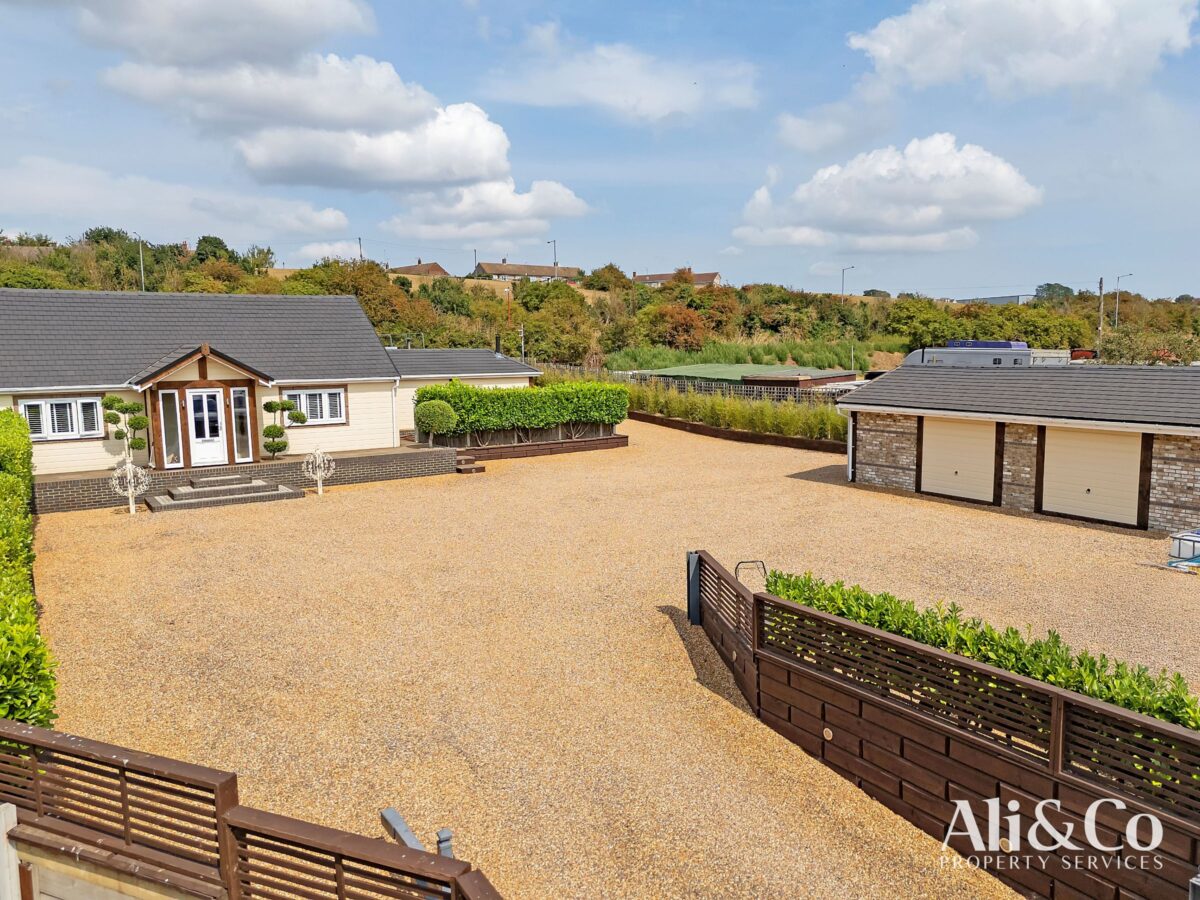 Turners Retreat, Grays