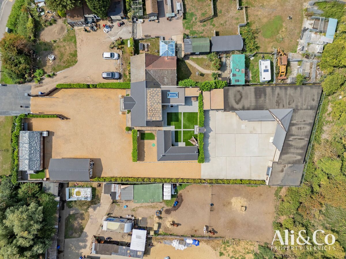 Turners Retreat, Grays