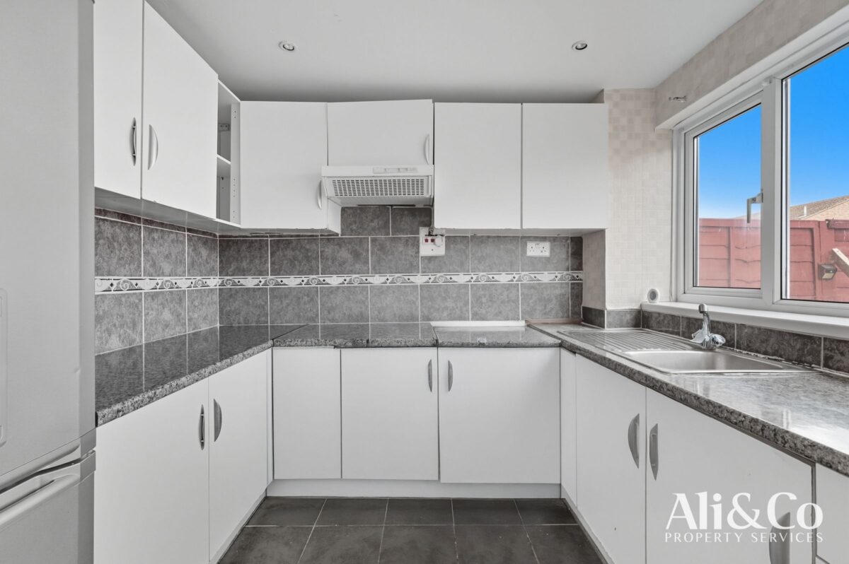 Deben, East Tilbury, Tilbury