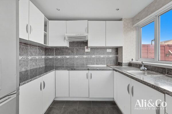 Deben, East Tilbury, Tilbury