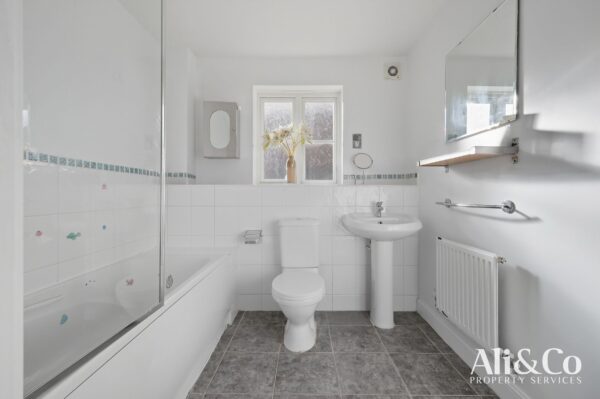 San Marcos Drive, Chafford Hundred, Grays