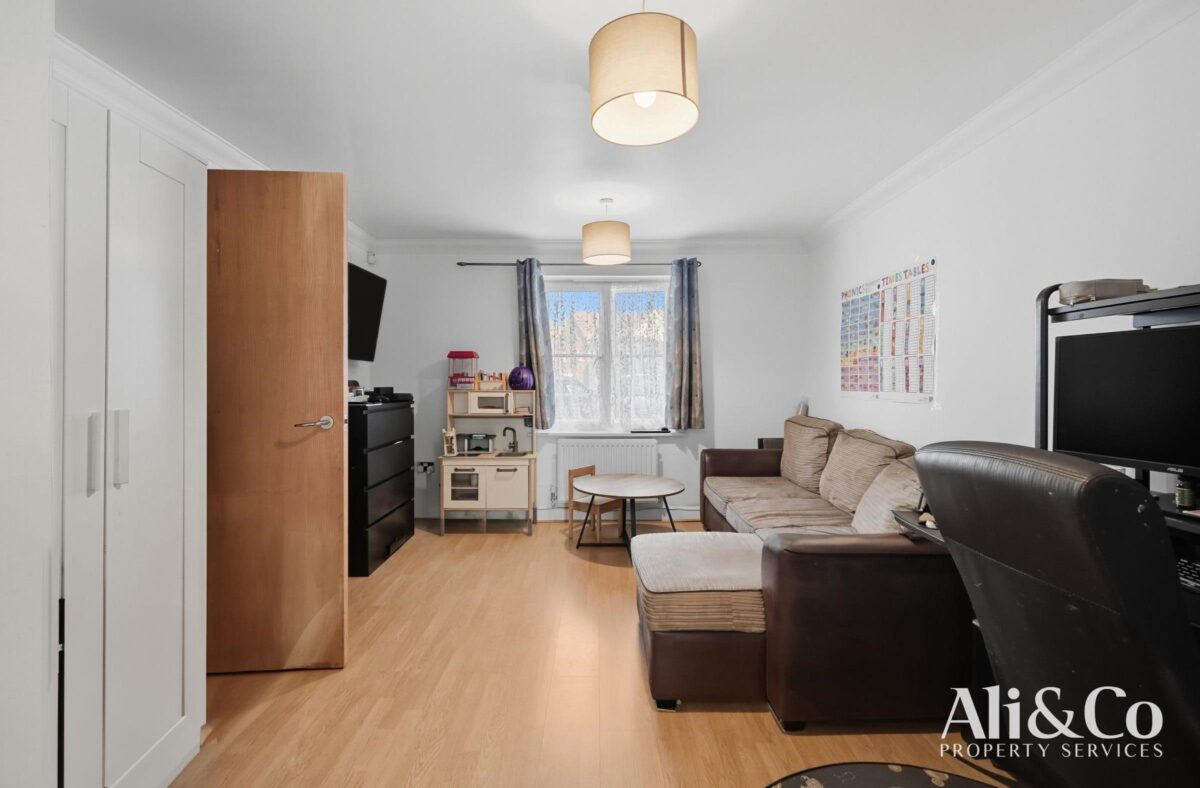 San Marcos Drive, Chafford Hundred, Grays