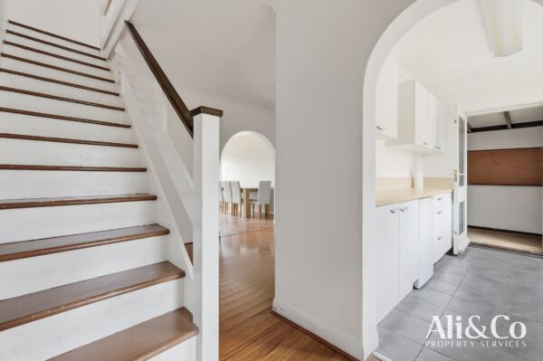 Waverley Gardens, Grays