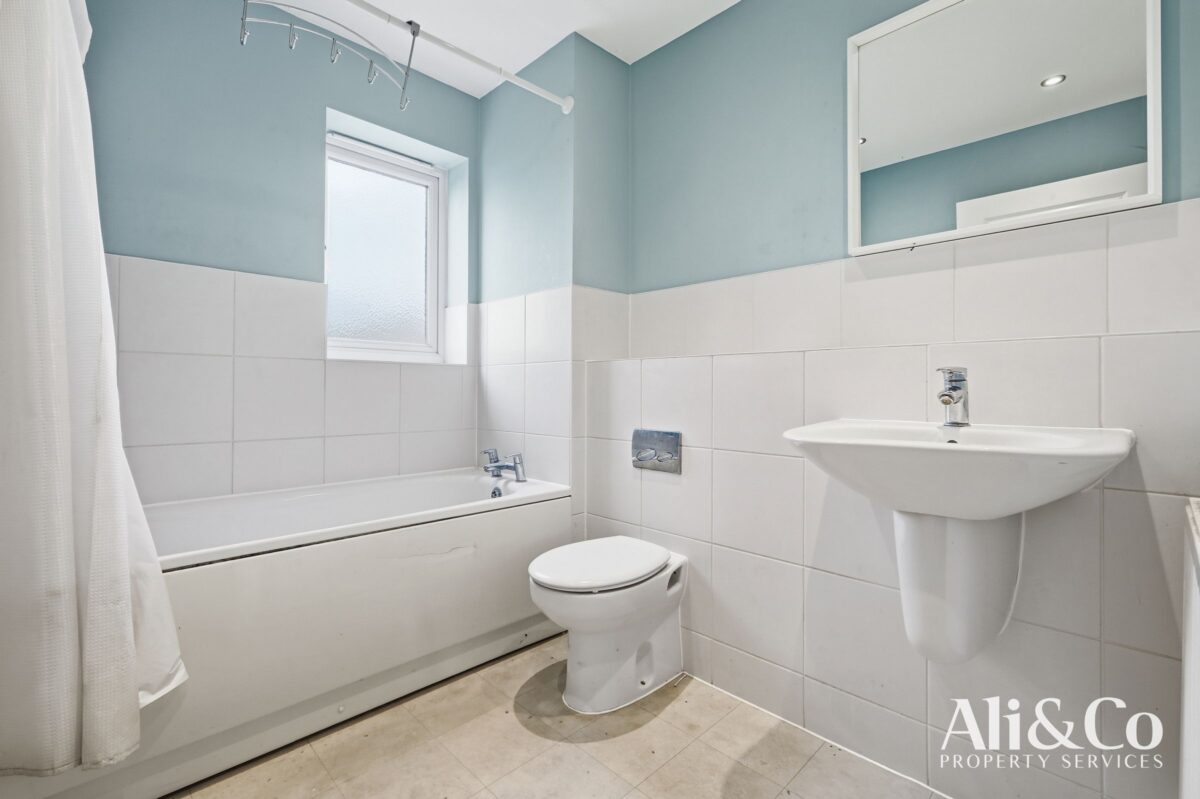 Fox Field Close, Grays