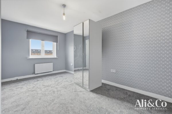 Fox Field Close, Grays