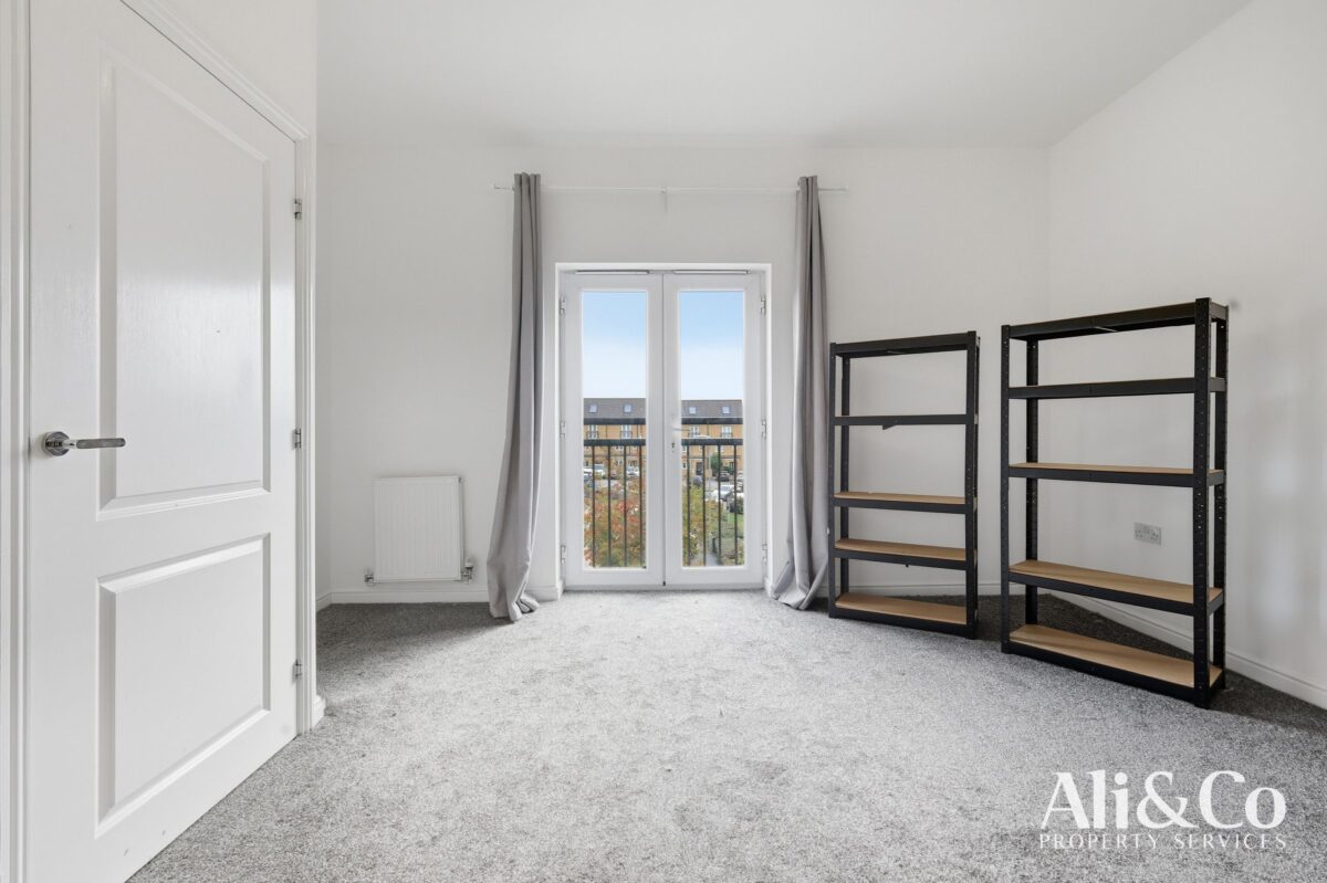 Fox Field Close, Grays