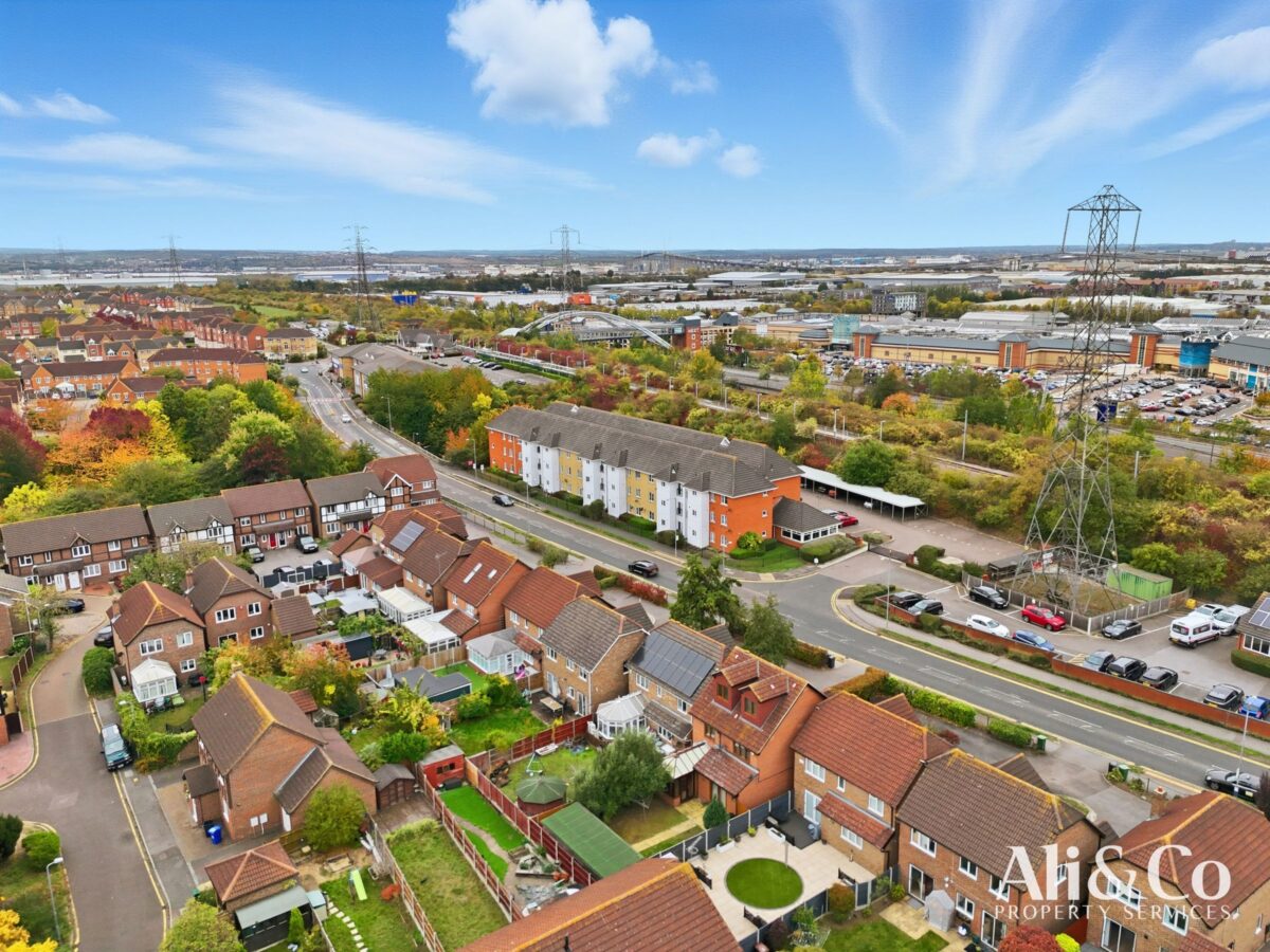 Gower Place, Chafford Hundred, Grays