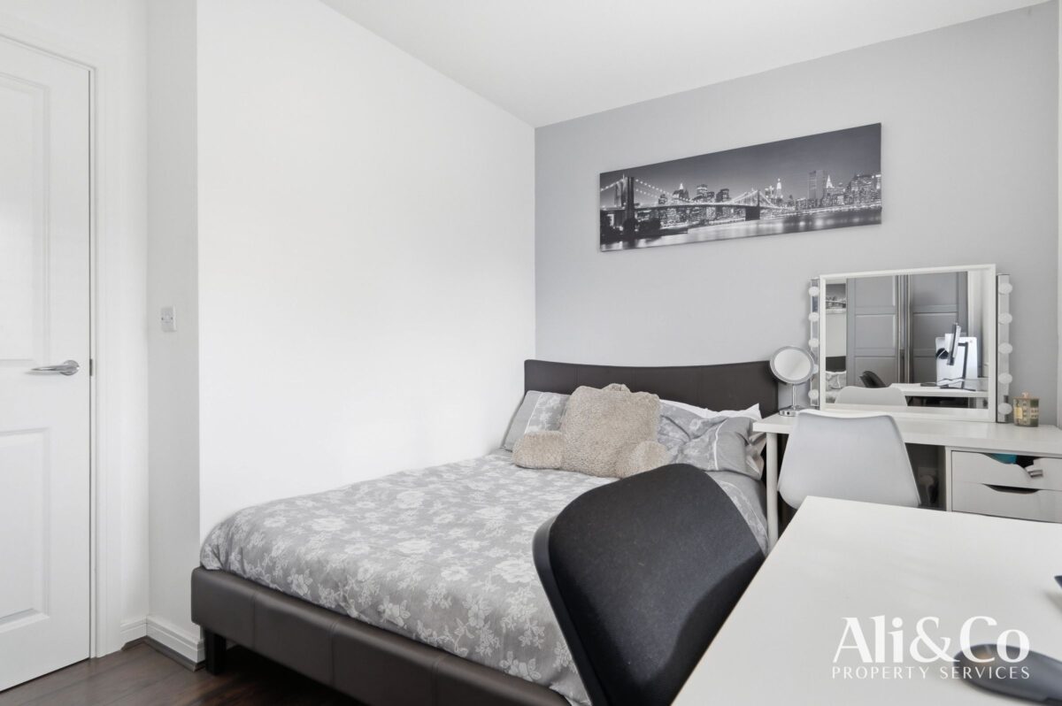 Killarney Crescent, West Thurrock, Grays