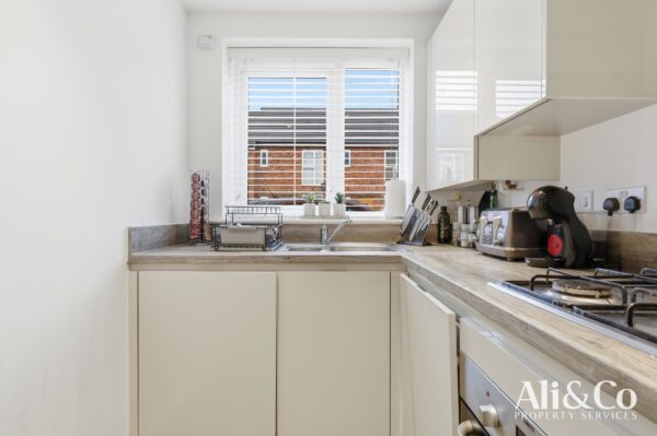 Killarney Crescent, West Thurrock, Grays