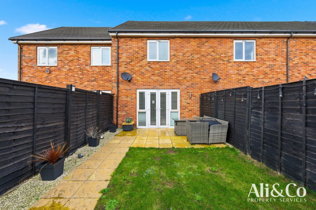 Killarney Crescent, West Thurrock, Grays