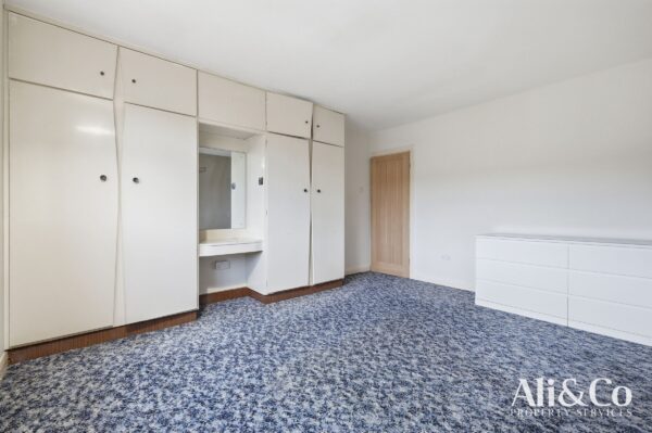 Crammavill Street, Grays