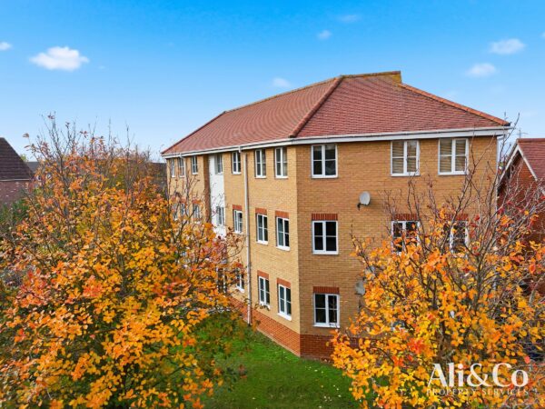 Hampton Close, Chafford Hundred