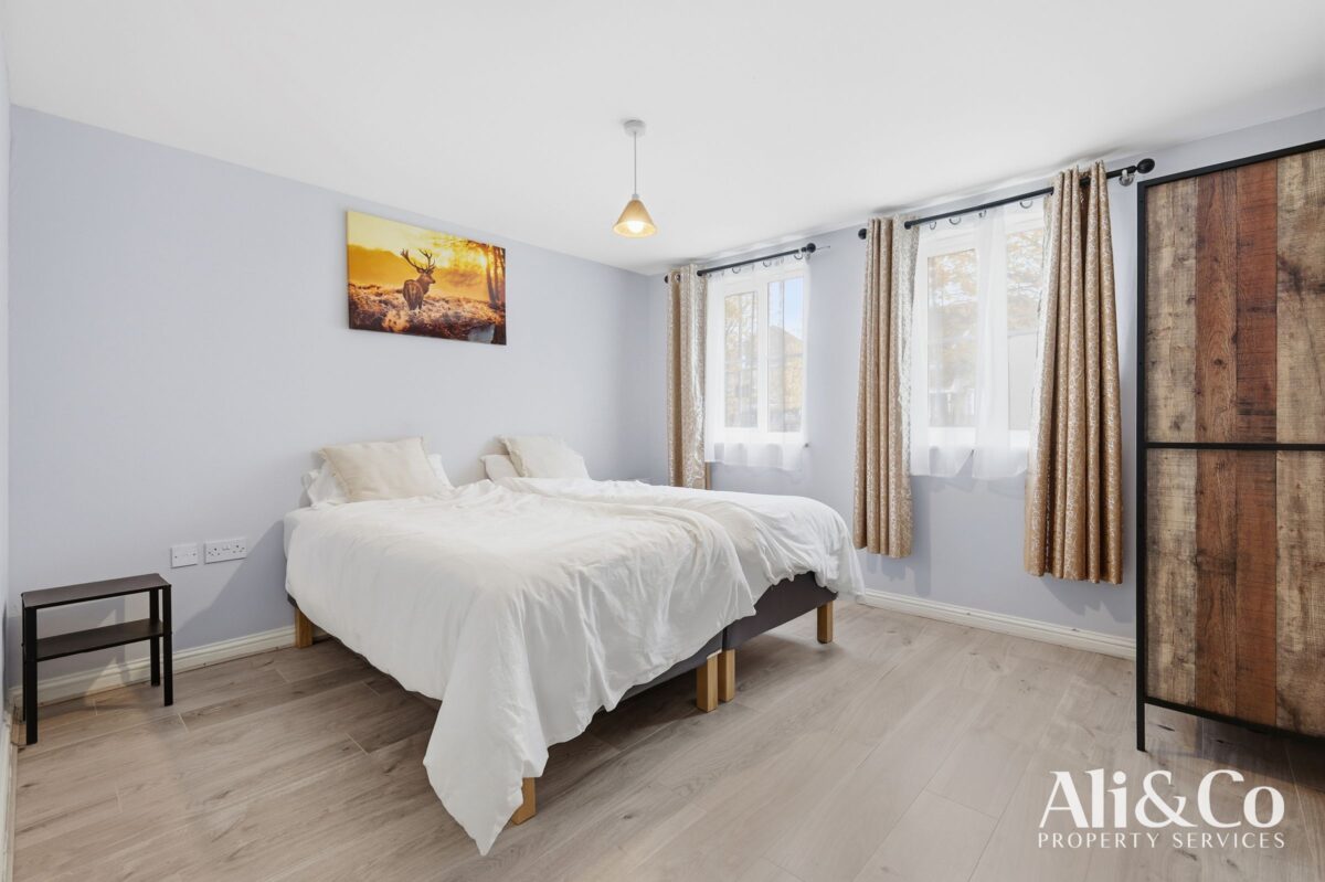 Hampton Close, Chafford Hundred