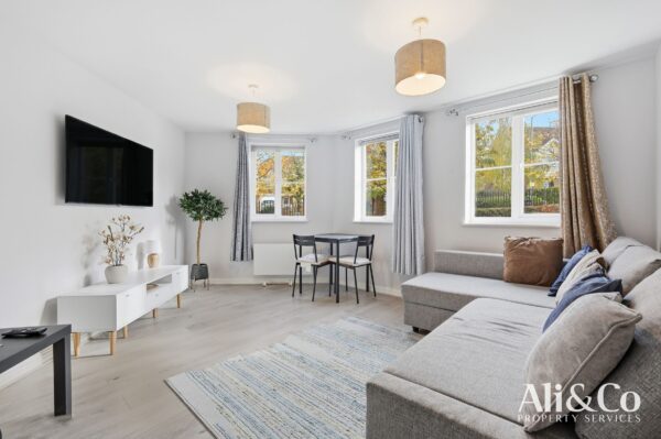 Hampton Close, Chafford Hundred